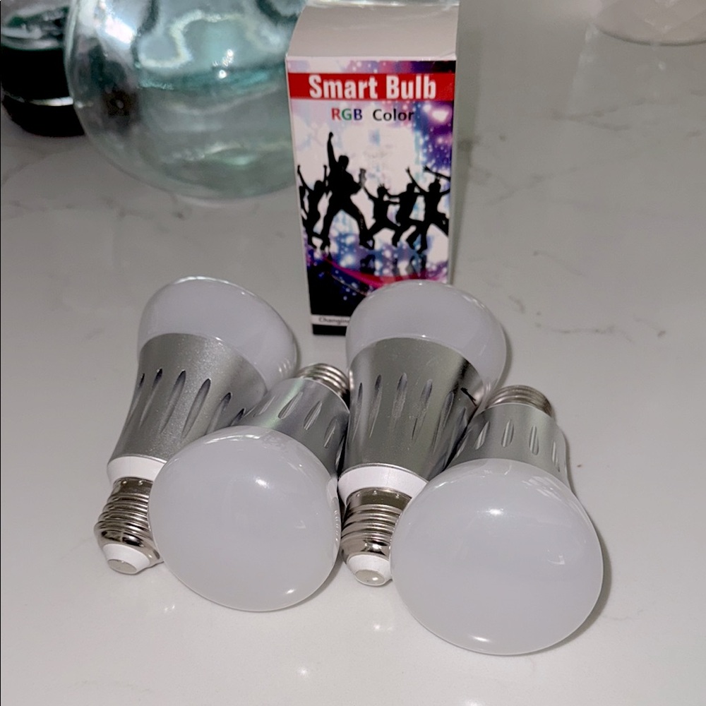 Maxcio Smart Wi-Fi RGB Color Bulbs